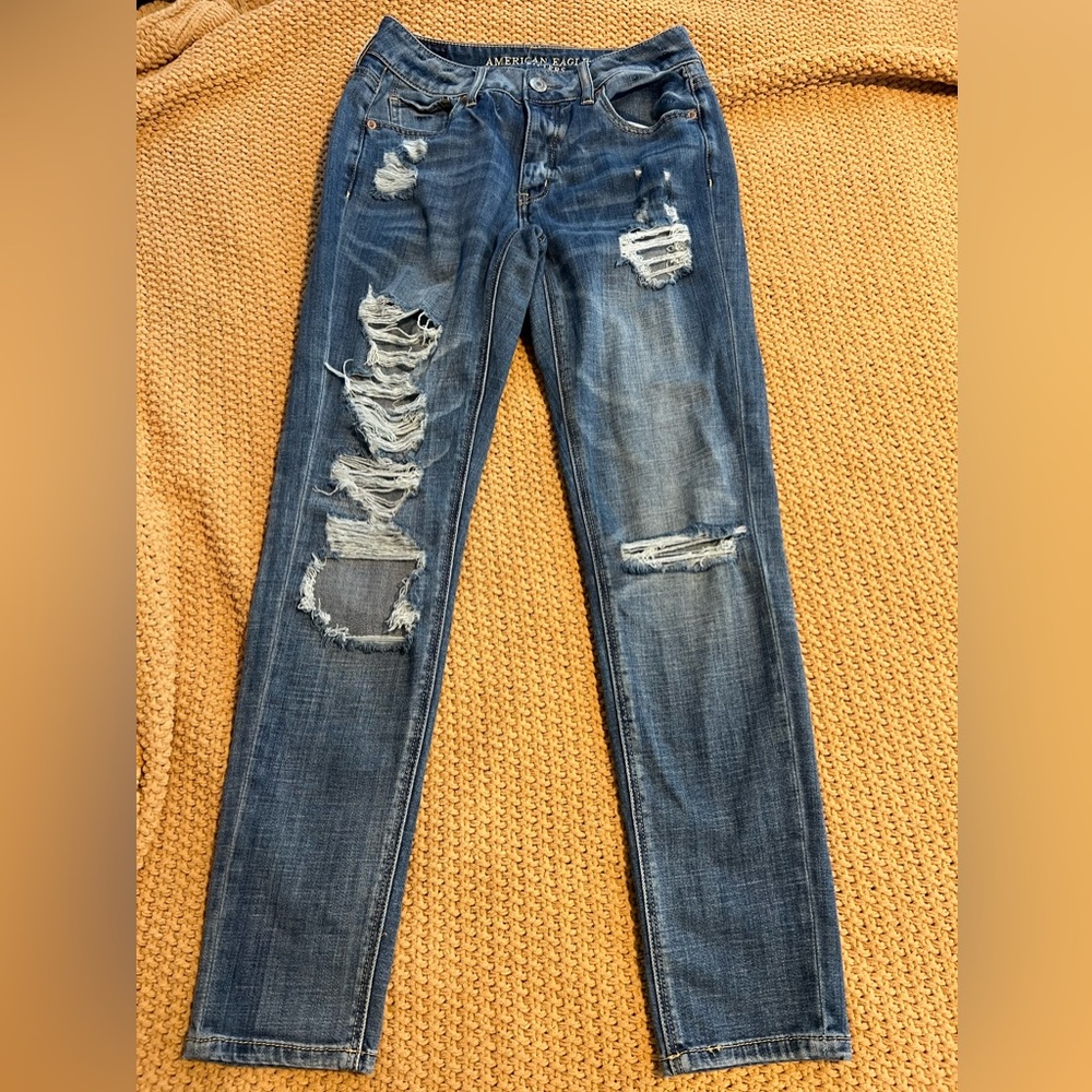 American eagle Tom girl jeans